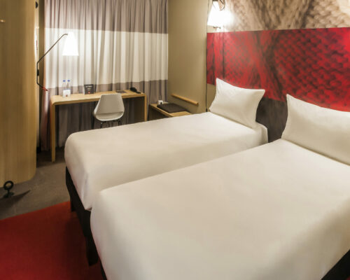 https://www.accorhotels.com/0795